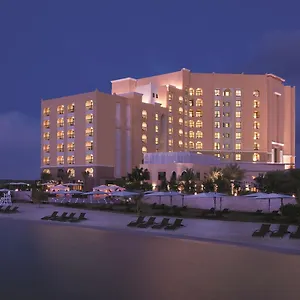 Traders Hotel, Abu Dzabi