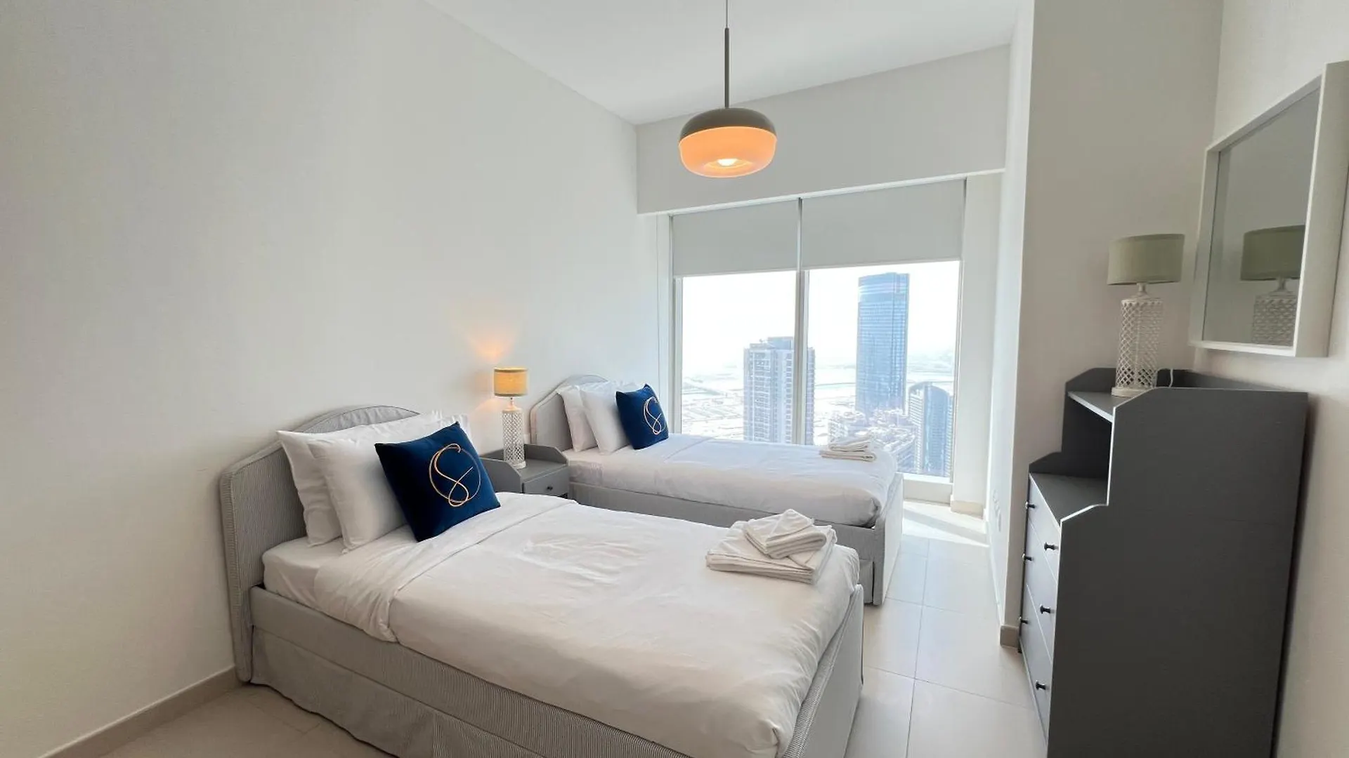Highfloor 3Br Plus Maids Gatetower Abu Dzabi